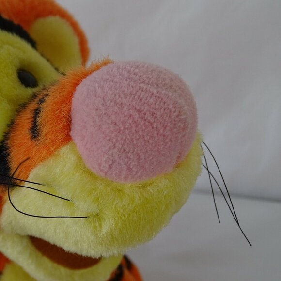 Vintage Tigger Winnie the Pooh Plush Stuffed Toy Curly Tail Orange 11 inch - Picture 5 of 8